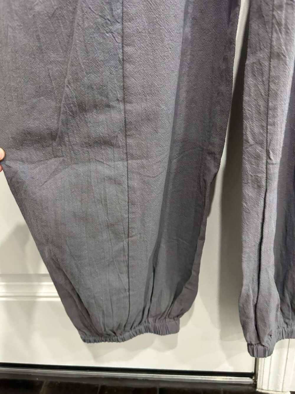 Cider Large Gray Sleeveless Elastic Waist Jumpsuit Pockets Clean Girl NWT - Picture 3 of 13